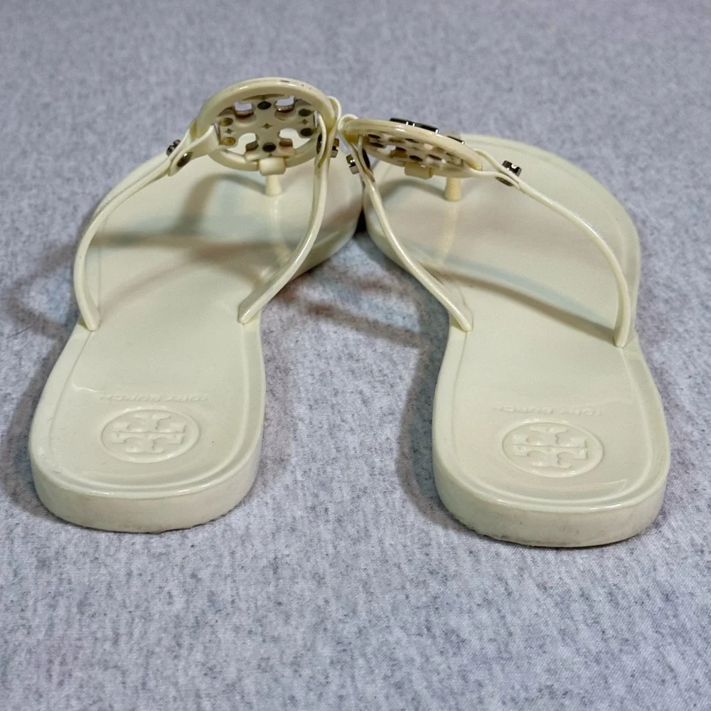 Tory Burch Mini Miller Jelly Thong Flat Sandals‎ – Ivory/Cream 🤍✨